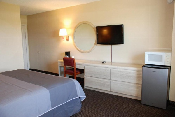 Apple Tree Inn image 13