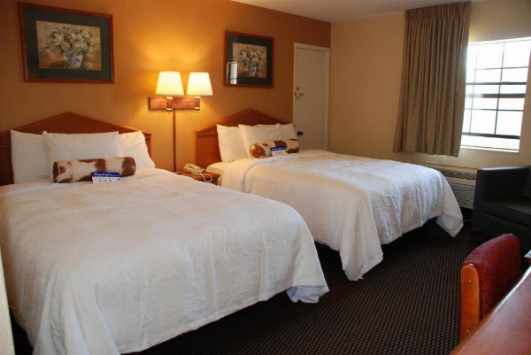 Apple Tree Inn image 8